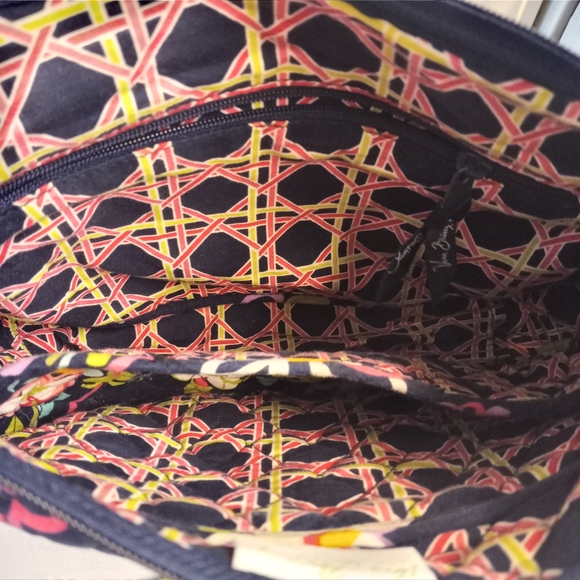 Vera Bradley Quilted Classic Floral Butterfly Navy Pink White Boho Crossbody Bag - Picture 5 of 10